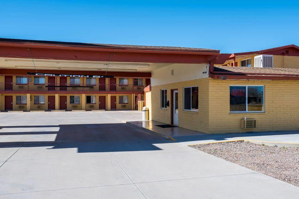 Econo Lodge I-40 Exit 286-Holbrook Holbrook Exterior photo